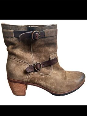 Vialis Handmade Spain Brown Nubuck Leather Ankle Boots Double Buckle Size EU 38